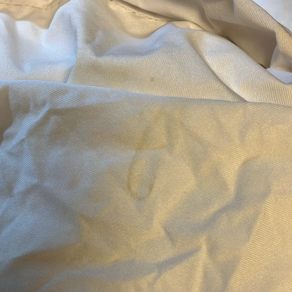 Queen-Size Zippered Mattress Cover